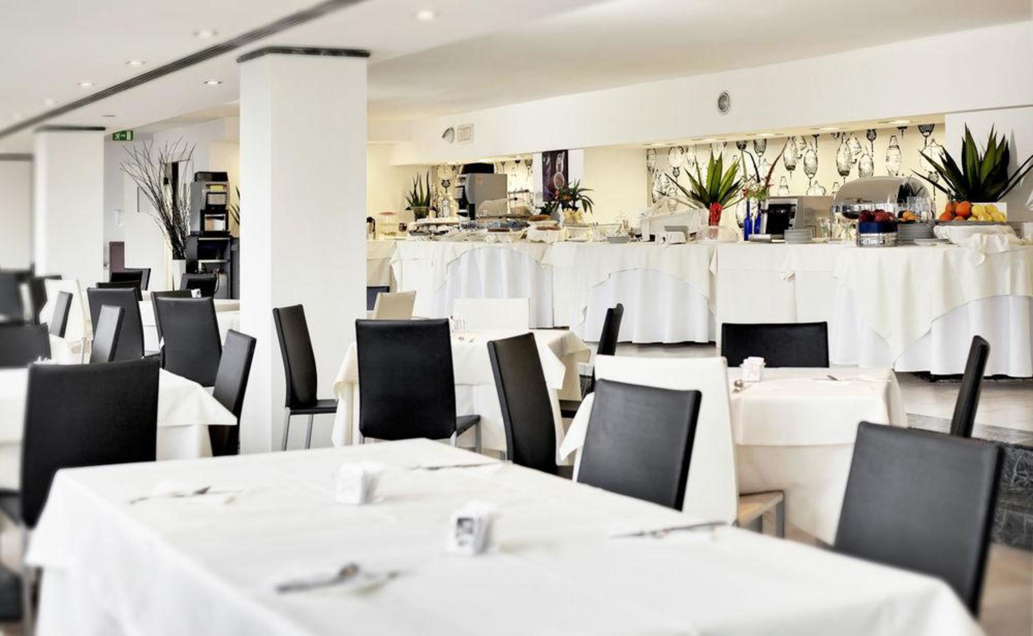 Mediterraneo Palace Hotel Ραγκούσα Εξωτερικό φωτογραφία