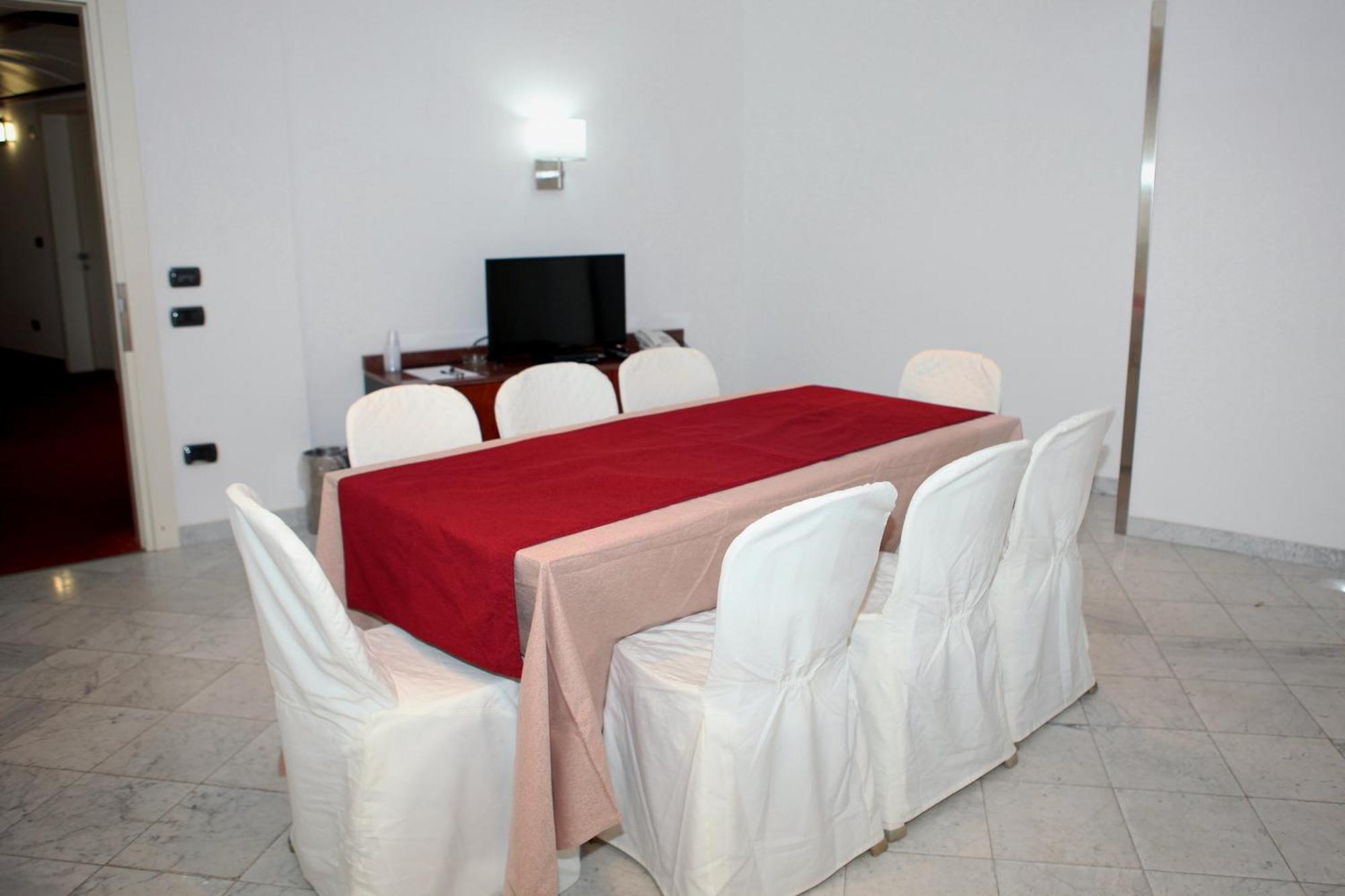 Mediterraneo Palace Hotel Ραγκούσα Εξωτερικό φωτογραφία